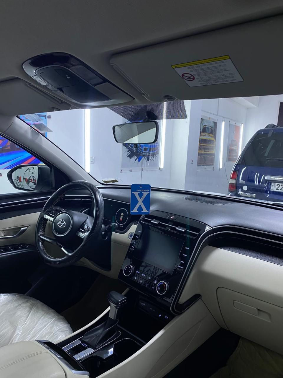 سلام عليكم توسان2024
توسان موديل 2024 سيارة كفالة عامةةةة كلين وارد خليجي  واحد على واحد 1️⃣
سيارة رقم بغداد إنكليزي بأسمي تحويل مباشر ثاني يوم 
 ، تبريد ثلج ثلج❄️ بيه بارد اصبع وخدوش بسيطة كلش يعني كفالة كفالة مكينة وكير على وضع شركة شاصي مكفول اي ضرر ما بيه سيارة يعني ما تخسر ربع بيه تجي  وتتكاتب عليه وتشغل وتطلع تخم تاير جديد شاده ما صار أسبوع  شرط اسبير ما نازل 

سونار موجود ويا صور جوه

باقي تفاصيل تواصل خاص👇🏻

مكاني كربلاء 
رقمي ***********
***********
موجود 24 ساعة شوكت ما عجبك اتصل وخادم للطيبين🩶.
