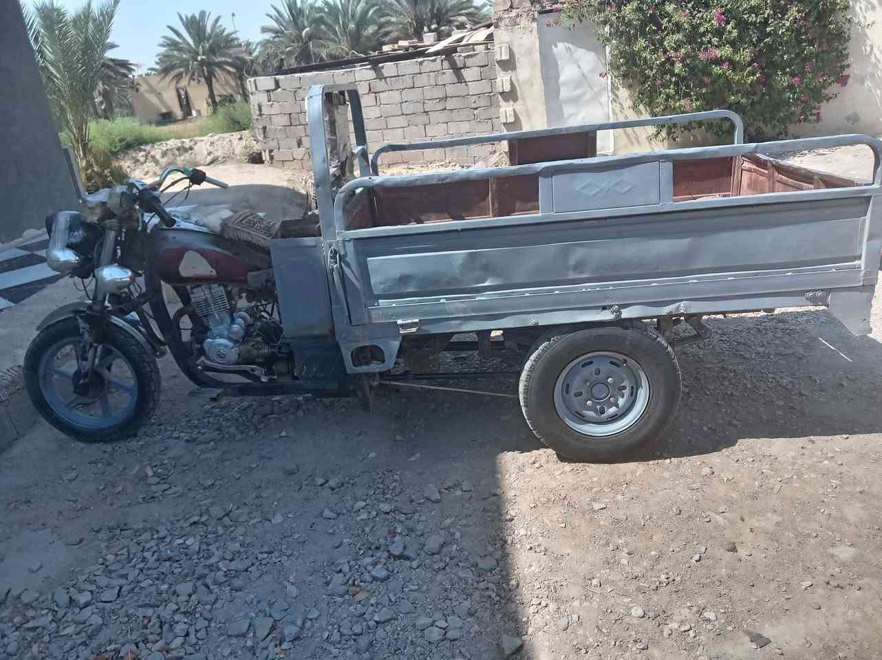 ستوته للبيع موديل 13  أوراق اصوليه سعر 900 وبيه مجال متواجد فيس واتساب***********
