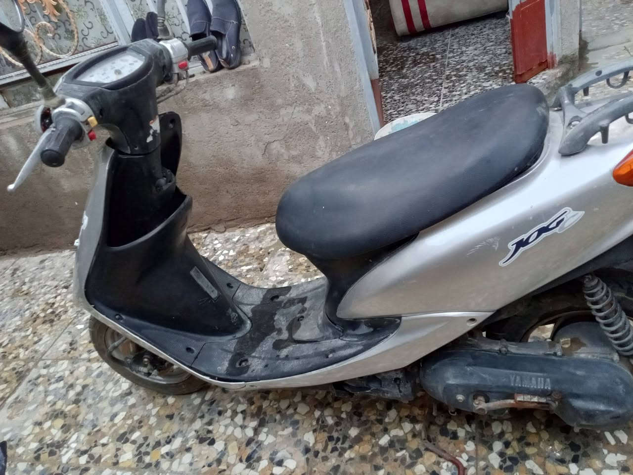 السلام عليكم دراجة للبيع السعر 300
نضيفة كلش جديدة 
العنوان بغداد جسر ديالى الجديد 
***********
