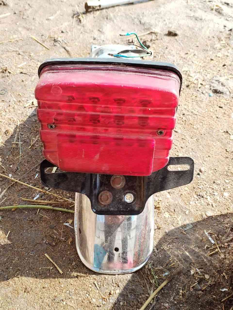 سلام عليكم عليكم غراض دراجه كلمن وسعره...... وموجود محجر مال ستوته 
***********... المكان صدر المجر
