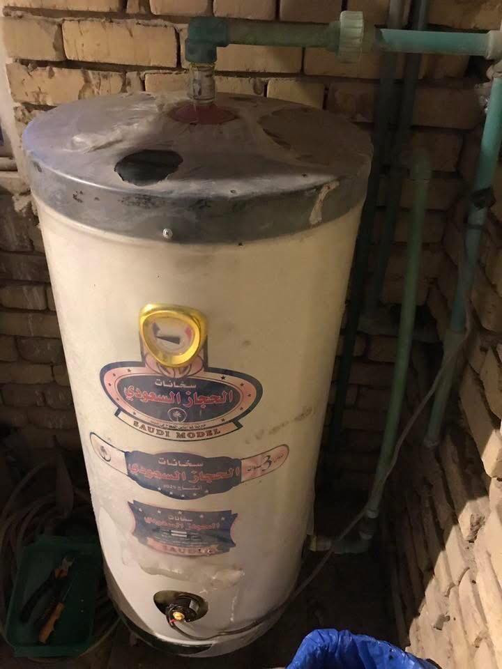 سخان سعودي جديد استعمال قليل نقص بس شمعه ١٢٠ لتر
بالون أطلس عديله باربعين الف ***********
