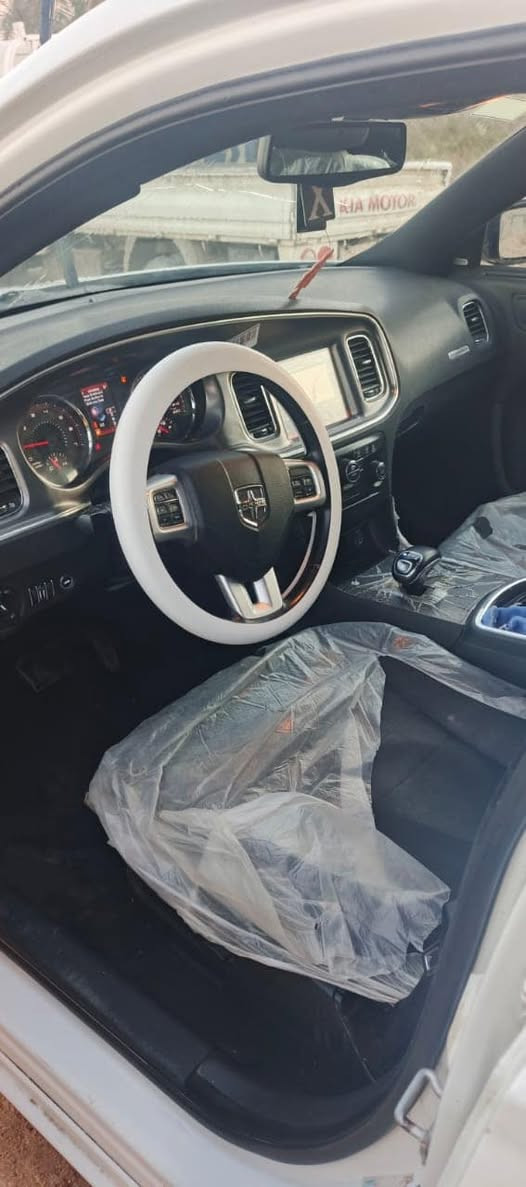 السلام عليكم جارجر مديل 14 أدوات ادوات بيهه ارقام وسنويه متومه على مديل 11 فول موصفات كصه جنطه مكينه 3600 فتحه شاشه جبيره تخم تاير ويل 18 سياره جاهز الله شاهد سعر 62 مكاني البصرة ***********
