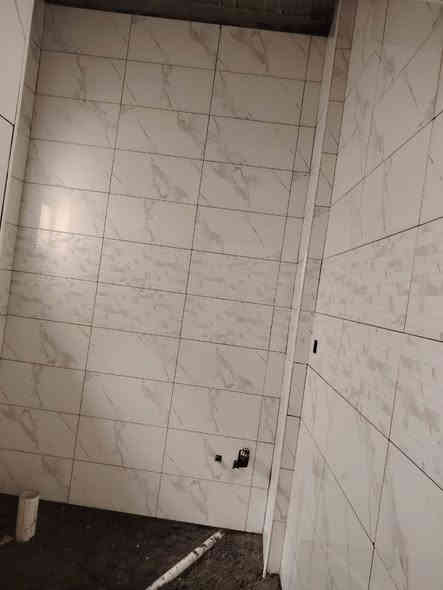 خلفة سيراميك كاشي مرمر بورسلين متفرغ في بغداد شغل درجه اولى ***********@***********
