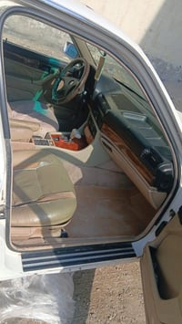 بي ام ٥٧٠٠ • نضافه فول • الكرمه