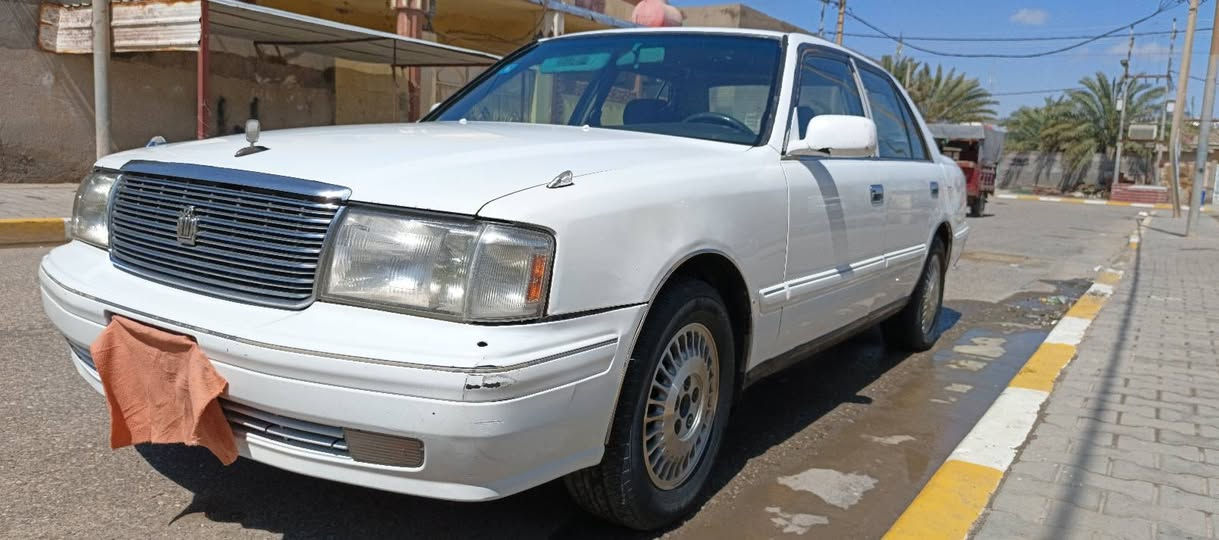 اللهم صل على محمد وال محمد
راس الثور تكم محور السياره كفاله من كصه ونقل وضربه قويه 
وكذالك مكينه وكير جدد استوه شاهدن حاويه 
السياره مثل ماتشوفون بالصور نظيفه ومرتبه 
السياره سنويه وهزه جديده وانه راعيها مداور ثاني يوم 
حداديه 75 ٪ زوج تاير مكان السياره البصره / الفاو 
السعر 85 $  بيع او مراوس بكوري اصفر 
رقمي ***********
