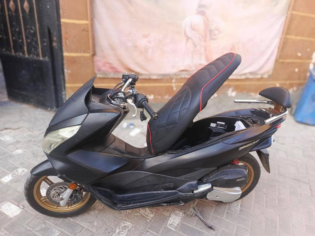 سلام عليكم بي سي اكس جيل الثاني ماليزي بصمه المكان المدينه الصدر السعر 1500 الرقم ***********
