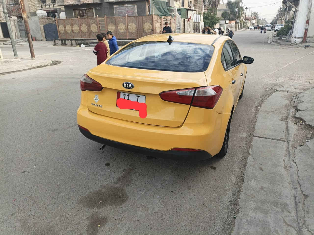 سلام عليكم من رخصت الادمن كية فورتي 2016 وارد امريكي بدون حادث بدون تبديل بدون ارباك بدون دواخل مكينة وكير شرط مكفولات برغي ما مفتوح سيارة جاهزة تخم تاير صدر امامي وخلفي مكفول دوشمة ماشية 97حقيقي سيارة جديدة السعر 117 رقم الهاتف ***********
