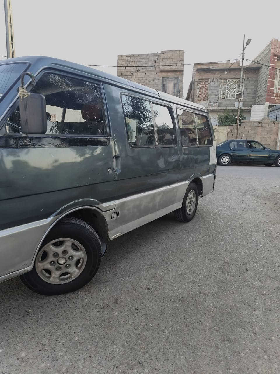 لسلام عليكم كيه بسته لبيع موديل 94  لسياره جاهزه كهربائيات كلها شغاله بيها خياسات بل جملغات فقط مكينه بل جيس كير  صدر جديد زوج تايرا ت  أكسل مكفولات سنويه 27 بسمي لسياره لاستفسار خاص أو اتصال على لرقم *********** مكان لسياره ديالى بعقوبه بهرز
