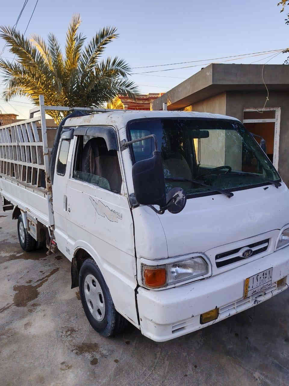 السلام عليكم  كيه بنكو موديل 96 رقم صلاح الدين الماني  سنويه 27  تحويل مباشر  شرط كير محرك اكسل شاصي مكفول  مكانها صلاح الدين  بيجي رايده 50 وبيها مجال 
الاتصال ***********
