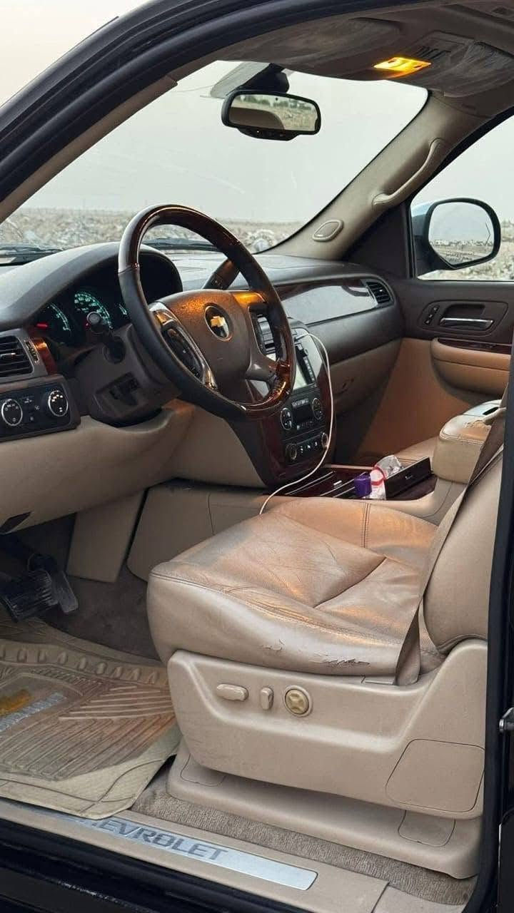 تاهو خليجي LTZ 2009
ملاحظة سيارة جامرلغ خلفي وباب السكن كلير فقط ومابيها اي نقص بشرط كير محرك بدي حدادية كلشي بشرط تخم تايرات جديد عليها
رقم. : سليمانية باسمي تحويل وكالة حاظر

مواصفات:-
فتحة سقف - شاشة سقف DVD - فور ويل - كشنات تدفئة وتبريد وخزن ميموري - كشنات خلفية كهرباء وتدفئة -
صندوك جك كهرباء - تشغيل عن بعد

رقم صاحب سيارة ***********

🟩علق سوف يوصلك الرسائل سعر
