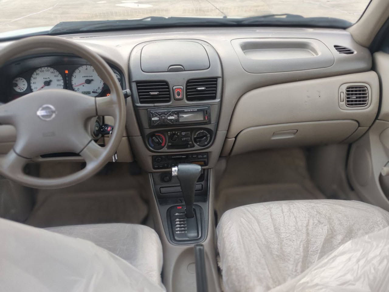 ***********//***********
سەنی 2006ی تۆماتیکی ناوزەرد
 مەکینە سپی مەرغوب گێڕو مەکینەو تەقەو ڕەقەو گشت  گیانی بەشەرت تەبریتی ساردوو گەرم بەشەرت سەیارەکە ماڵی دۆستە بەنای خۆمانەوەیە وەکالەش دەکەین
چوار تایەو ویلی لۆکی لەژێرایە توندوتۆڵەو چرکەی تیا نیە
سێپارچەو پەڵەیەکی بۆیاخەبەشەرتی ئەوەی چەکوشی پێوه نەبێ  سعریشی 79گەڵاو کەمێ مەجال
گەر موشتەری تەلەفون بکە ڕەحمەتوو لێوێ نامەمەنێرە 💚
***********//*********** دار بنديهكان, السليمانية
