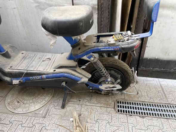 سلام عليكم دراجة شحن HISأربع بطاريات دبل حجم الجبير حجم الدراجة ١٤ دراجة بيه عطل متمشي ما اعرف اشبيهة بيه ويحتاج إدامة أبيع على هل حطة بطاريات نص عمر جبته جديدة خير من الله جانت تمشي كلشي شغال بيهة لايت لد شغال بك لايت أبيعها على هل حطة سعر ١٥٠وبيهة مجال رقمي ***********
