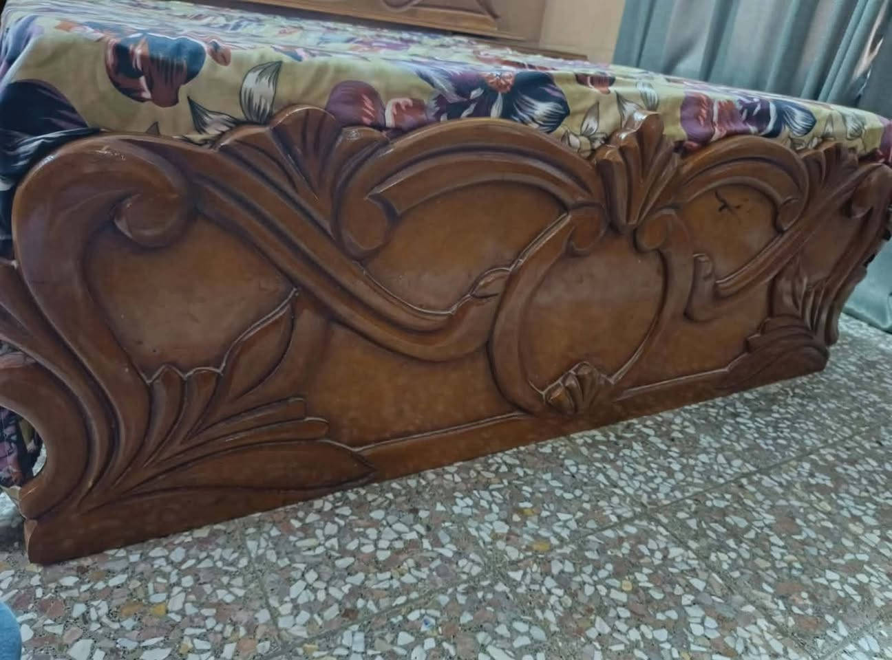 السلام عليكم
غرفة نجارة عراقية تزگام للبيع 
للاستفسار على الخاص


**إذا كنت صاحب هذا الإعلان وتريد حذفه لأي سبب، رجاءا أرسل رسالة إلى الدعم الفني**