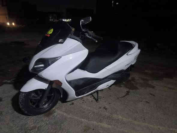 فورزا 0.10 للبيع
الدراجة نضيفة شوف عينكم بيها بس گلچ خلفي تعبان يسوي رجفه بالتحريك بس . الدراجة خير من الله
السعر مليون و200
مكاني بغداد الغزالية
رقمي ***********
