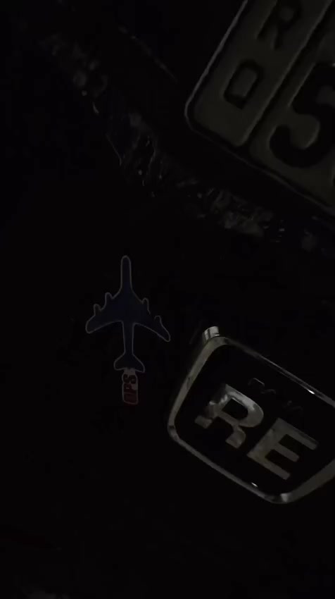 سلام عليكم تكتك عشرين نضيفه وحلوه ما عوزه شي كبل الشارع  للبيع والشري لا خابر سعر 6500 واذه رقمي ‏‪***********‬‏
