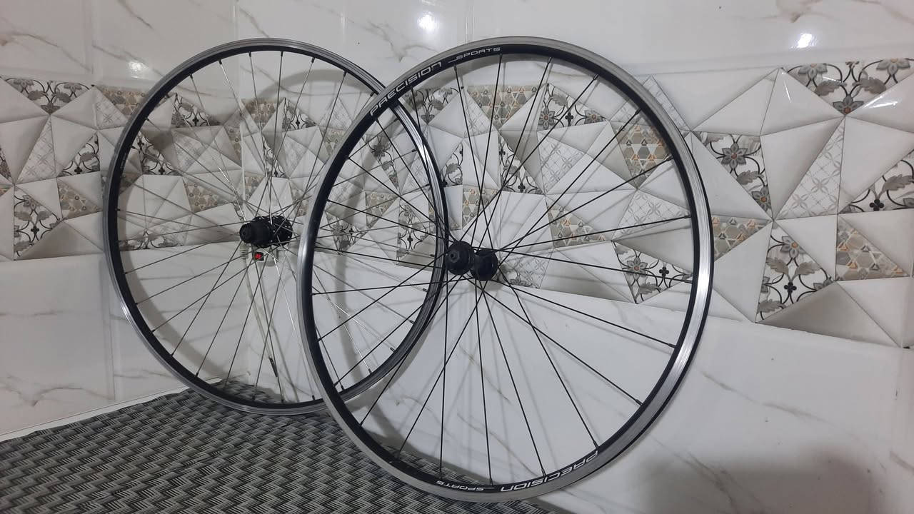 متوفر ويالة رود سباق

- ماركة بريزشن سبورتس

- سلاسه فول ووزن خفيف

- بدون اي ضربه او عواج

- سعرهم ٥٠ الف

ومتوفر توصيل


**إذا كنت صاحب هذا الإعلان وتريد حذفه لأي سبب، رجاءا أرسل رسالة إلى الدعم الفني**