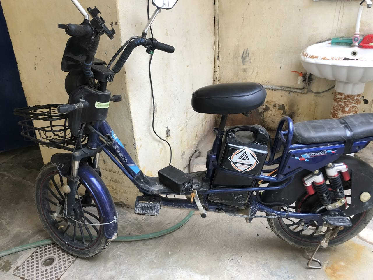 بطاريات نص عمر ولباقي شرط سعر ١٠٠ بي مجال جيتك


**إذا كنت صاحب هذا الإعلان وتريد حذفه لأي سبب، رجاءا أرسل رسالة إلى الدعم الفني**