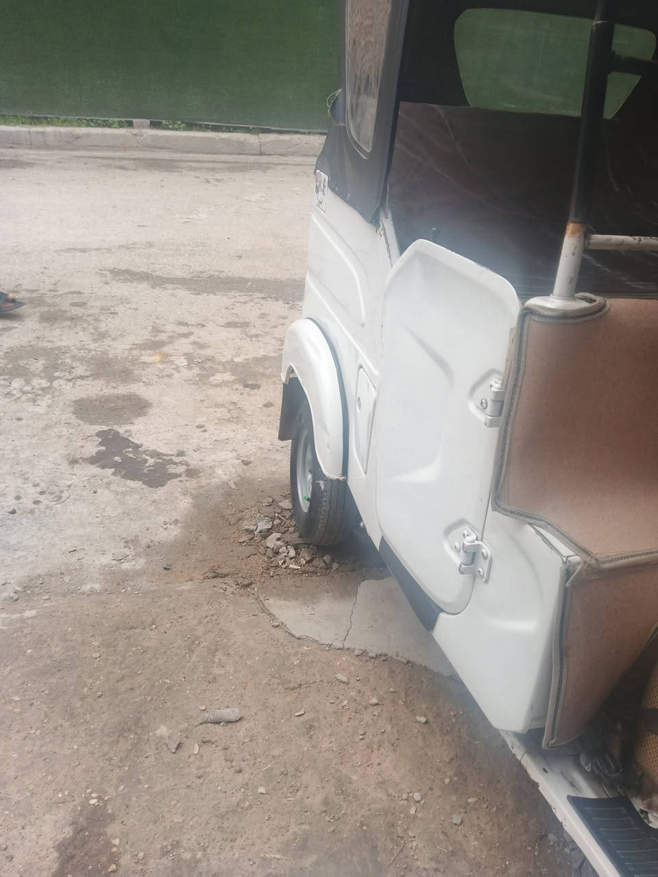 سلام عليكم تكتك مديل 2022 مرقمة بغداد تحويل ثاني يوم تكتك كاملة علة اخر حباية تخم تاير مسجل  بيهة ضربة جوة البكلايتات وصابغينهة عام مكينة اكسل كهربائيات خير من الله مكاني حي المهندسين قروب صيطرت الشعب الاستفسار*********** السعر 7500 وبيهة مجال قليل
