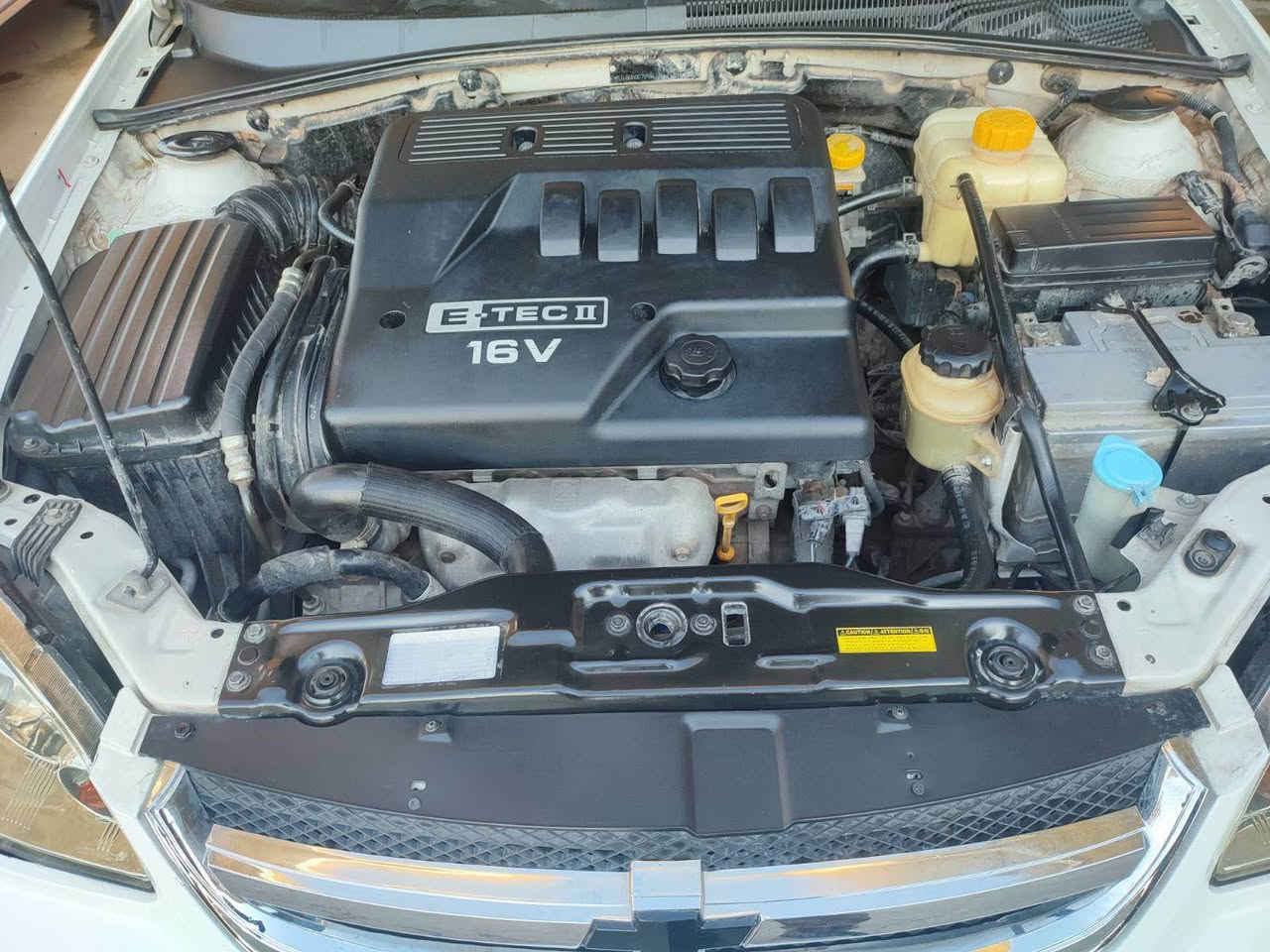 ئۆپترا 2012گیر عادی  بی بۆیاغ پشتو پیشی کەپسە  دو سی تحدیلی بجوکی هیە سەقفی وەک شوشەیە 154هەزار رۆیشتوە مەکینەی نەکرایتەوە. نرخی 86گەلا مجالەکی کەم 6وەرەقە غرامەی لەسەرە  شوین  هولیر 
***********
*********** شقلاوة, أربيل
