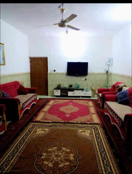 بيت مساحه 180 متر 
طابو ملك صرف 
طابقين. 

وسعره. ب140 مليون وبي مجال 
3 غرف نوم. 
والغرفه الرابعه  ماكامله . 
واستقبال 
وصاله كبيره 
ومطبخ 
وخدمات 
وكراج سياره 

منطقه الانتصار مقابيل مستشفى حماد شهاب قبل مرور الحسينيه 

مكتب الموسوي للعقار 
التصنيع بدايه شارع 25

***********
