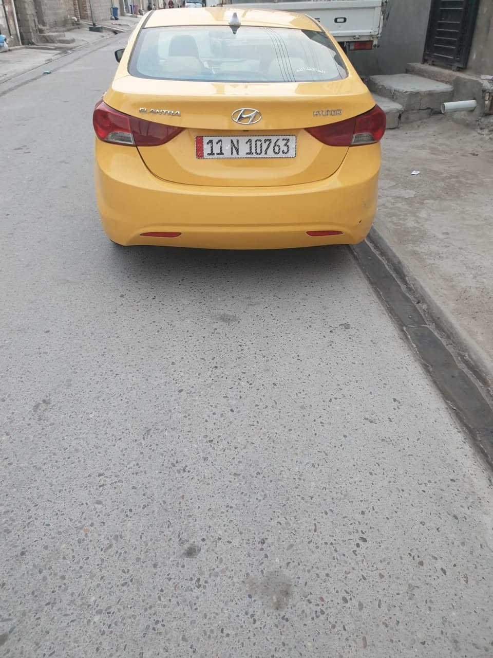 سلام عليكم الانترا 11 أمريكي حادث خشم بنيد وخشم جاملغ بدون دواخل وسونار موجود بصور تخم تاير تبريد تدفئه خير من الله محرك 1800دوش كير صدر جديد  السعر 90 وبيها مجال  عنوان بغداد حسينيه المعامل رقم ***********
