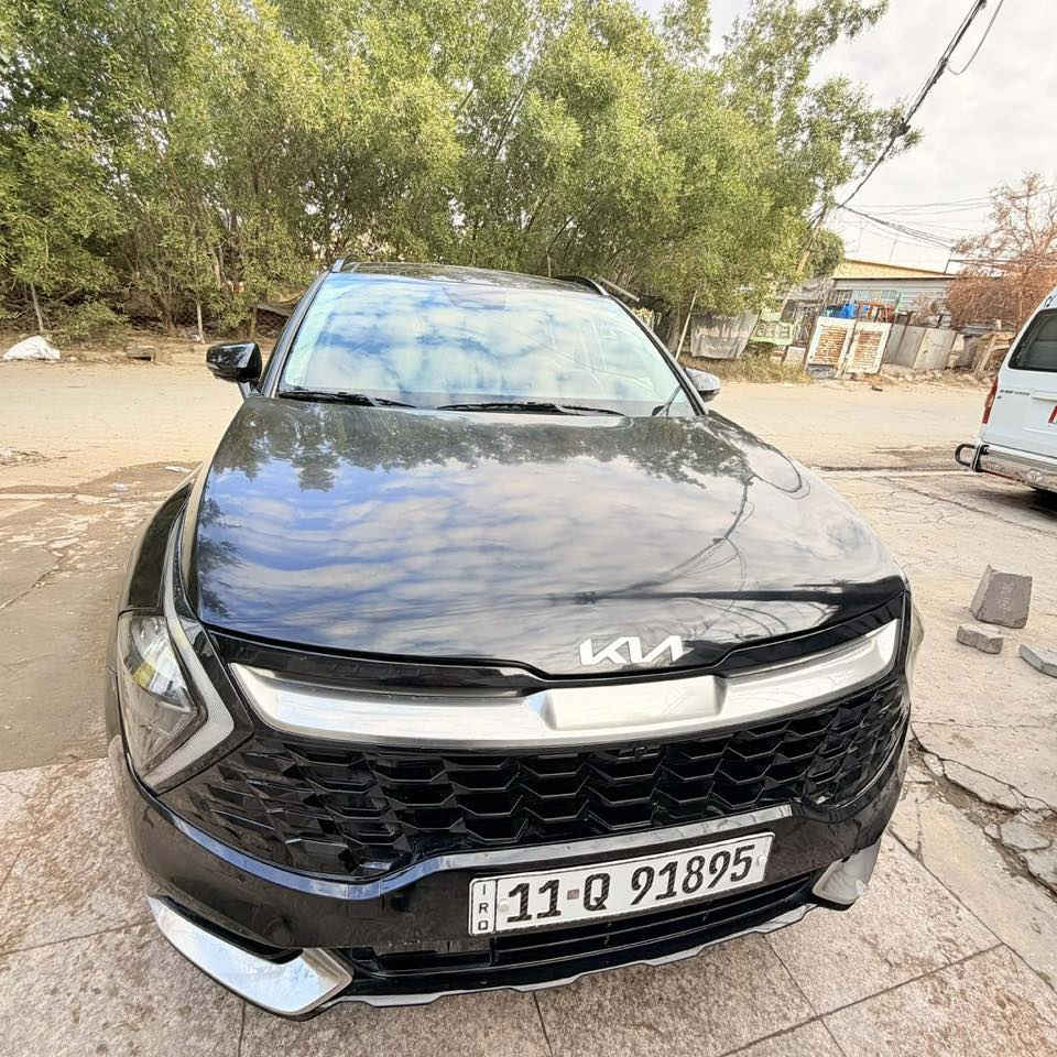 السلام عليكم كيا سبورتج موديل 2025 فول مواصفات برستيج أعلى فئه حادثها دعاميه وشويه بل بنيد بدون أيرباك وبدون دواخل السياره ماشيه 27 الف كيلو 
العنوان الأمين رقم الهاتف 

‭0772 725 3501‬
