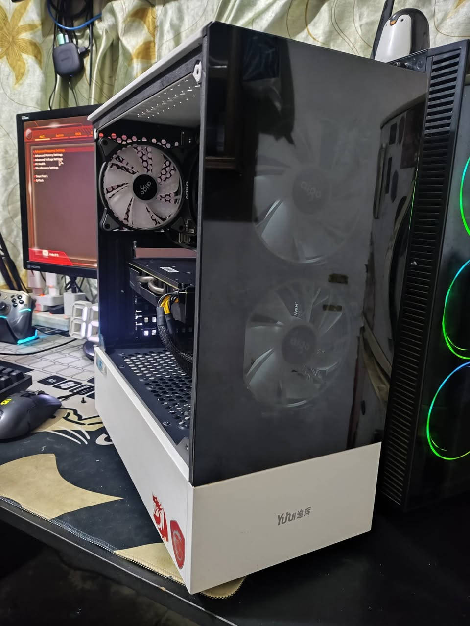 سلام عليكم تجميعه نضيفه وكامله
GPU AMD RX 580 8GB
CPU AMD R5 2600
B450 MSI A PRO
PS 500W
RAM 16GB 3200
 CAS 3 FAN RGB 
SSD 240GB 
HHD 1T
سعر 525 الف
نقص بس جامه كيس 
مكاني بغداد البياع متوفر توصيل لكل العراق


**إذا كنت صاحب هذا الإعلان وتريد حذفه لأي سبب، رجاءا أرسل رسالة إلى الدعم الفني**