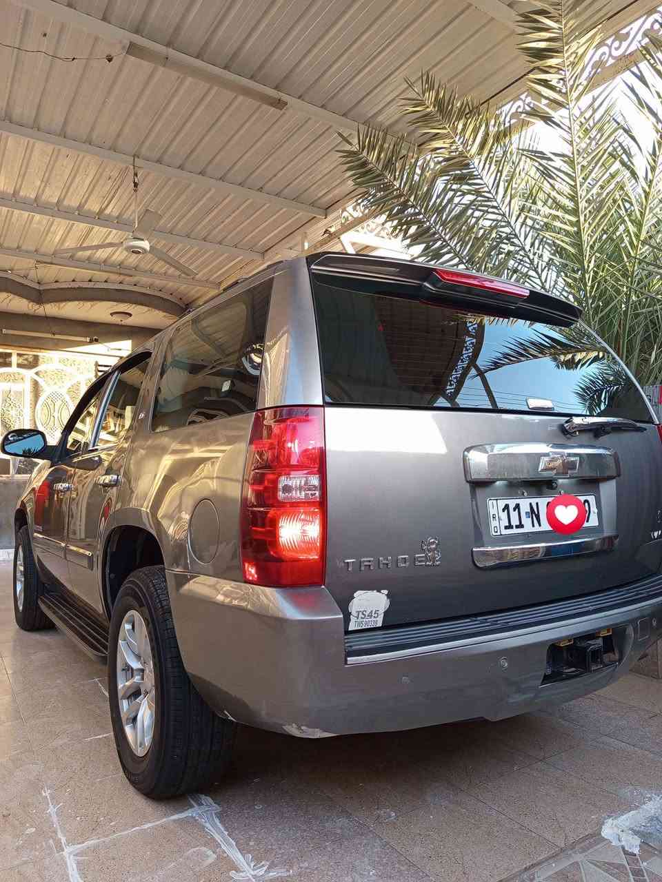 سلام عليكم تاهو للبيع موديل 2008 الون اسود نفطي رقم بغداد انكليزي ب اسمي تخم تاير جديد ويل كاب حجم 18 كما موضح في الصورة تدفئه تبردي شغال شاش اندروين و كامر خلفيه حساسات خلفيه فئه LTحديدي جديد كما موضح في الصور وحلى من الصور 
العنوان: ذي قار قضاء النصر 
لاتواصل: ***********ض
لاتواصل: ***********
