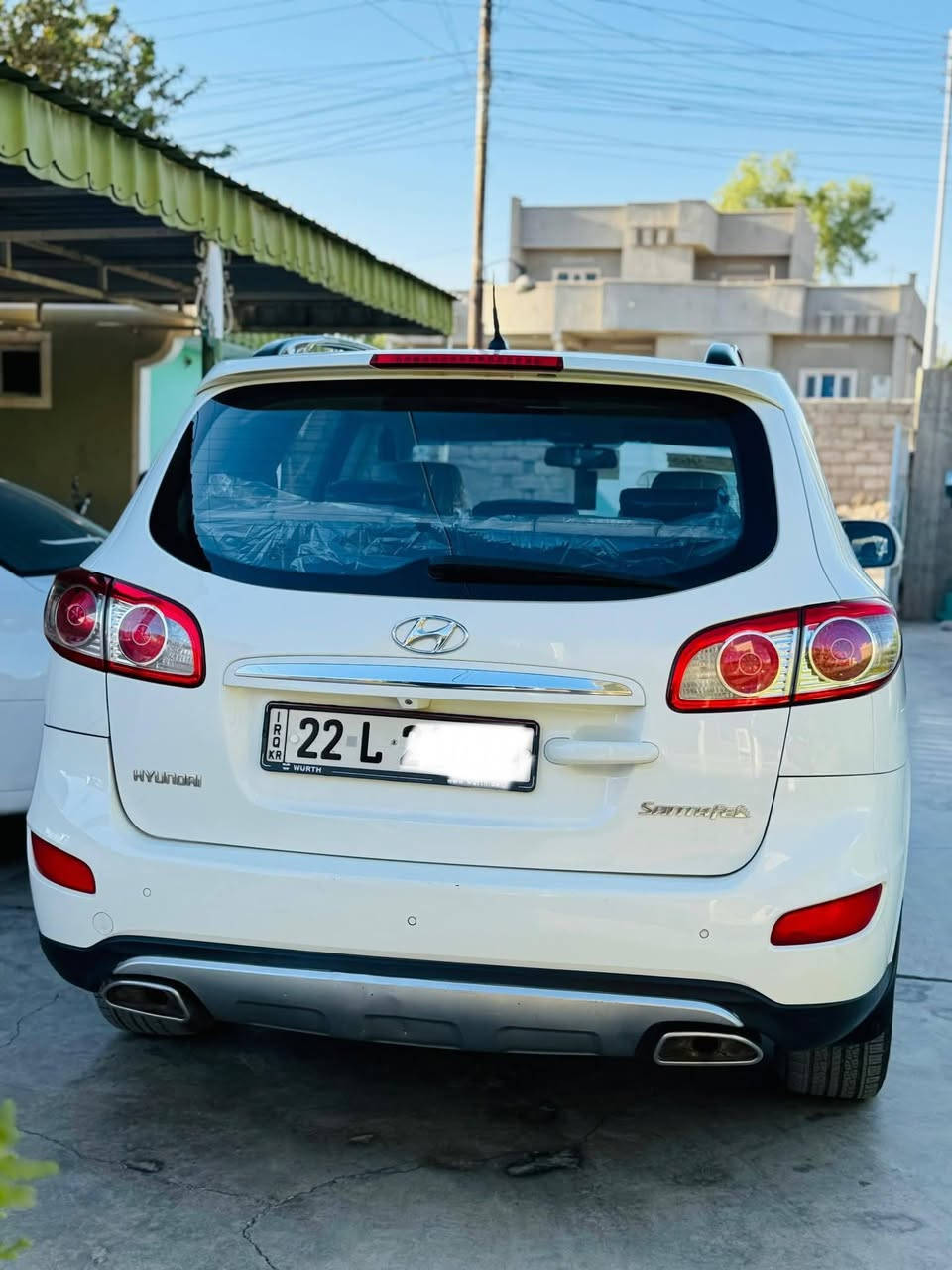 السلام عليكم 
سنتافي 12 خليجي/كلين /رقم اربيل شرط التحويل / فول ماعدا بصمة تشغيل /محرك 4/ماشية 170 الف / مكان السيارة صلاح الدين قضاء الشرقاط.   ***********
