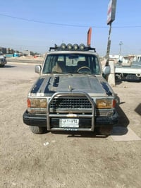 ازوزه للبيع سياره خير من الله جاهزه مكينه وكير جدد  خياس مابيه حداديه ...