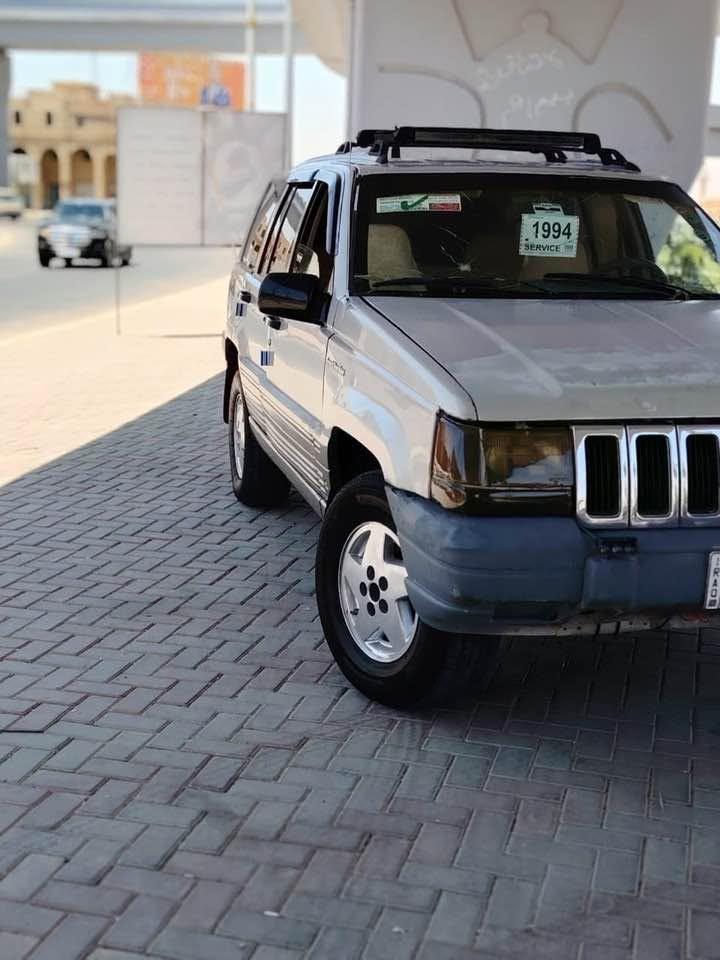 للبيع او مراوس بكص 
جيب موديل 94 
رقم صلاح الدين أليف تحويل مباشر 
محرك بطه 2500
محرك كير شرط 
تخم تاير جديد
صدر امامي خلفي جديد
كهربائيات كلها شغاله 
السياره جديده بمعنى الكلمه آحلا من آلصور مكان السيآره تكريت الأستفسار آتصل ع صاحبها 
‭***********
