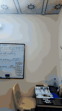 تتوفر دورات اساس من الصفر 
 تعلم اللغة الانگليزية الحروف +
 كتابة و قراءة لكل الأعمار 
____________
وتتوفر ايضآ دورات دراسة المنهج من بداية الفصل الثاني حتى الانتهاء من الإمتحانات النهائية، الانكليزي فقط. التواصل خاص او الاتصال على الرقم التالي
***********
