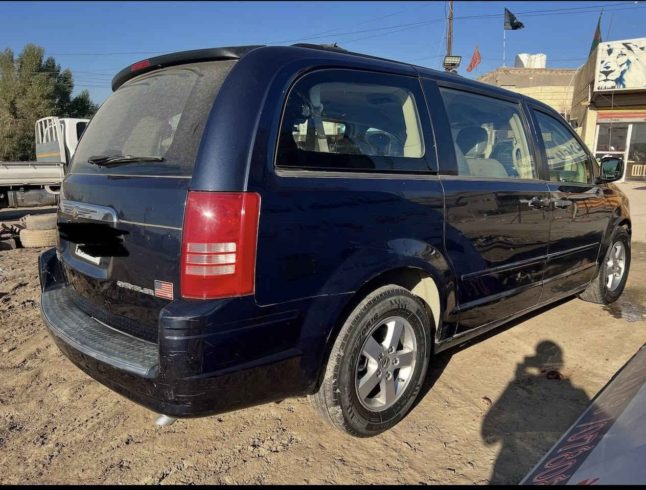 بيع أو مراوس
السعر.          (94 $) وبي مجال بسيط
كلاسلر تاون كانتري   2008 بغداد
مشروع وطني بأسمي
السنوية ل                    (2028)
عداد السرعة.              (162,000) m
حجم المحرك.            (3300) V
تبريد                           3 قطع
تشغيل عن بعد
أربع جام كهرباء
بوب سلايت عادي
كشن الوسط متصل
حادث اميركا بجم تصليح وصبغ الجاملغات الأمامية والبنيد .والباقي مذكور في السونار الملحق مع الصور
والباقي بلادي
المكان.      بغداد / حي الأمين الثانية
للأستفسار اكثر
هـ/***********
