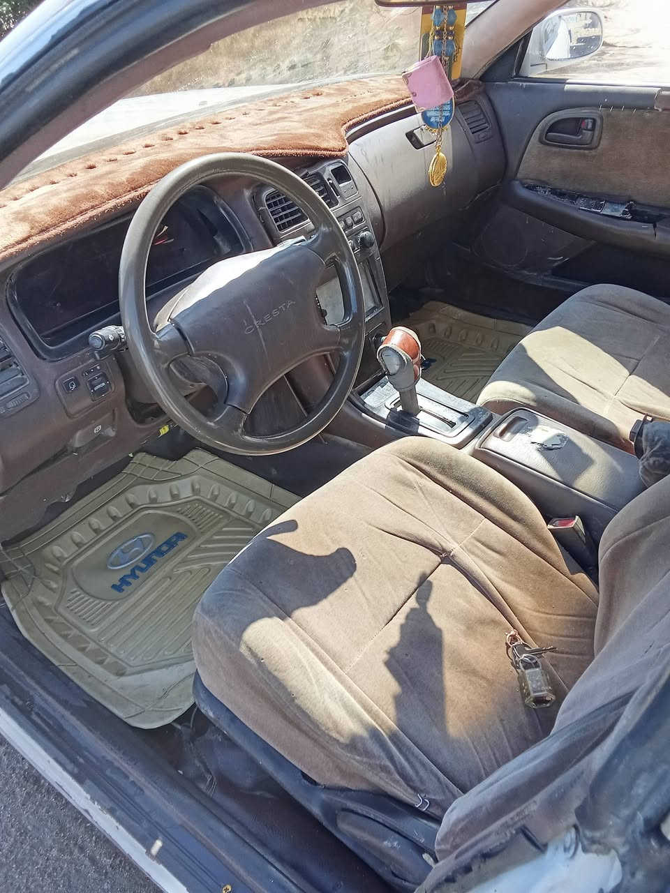 شيزر موديل 92 مكينه وكير وتخم تايرات كلهن جدد كهربائيات كلها شغاله حداديه مضبوطه راعيها موجود سنويه هسه مجددة رقم نكليزي بيها بس كصه جنطة فقط مكاني البصرة الزبير سعر 35 بيها ***********
