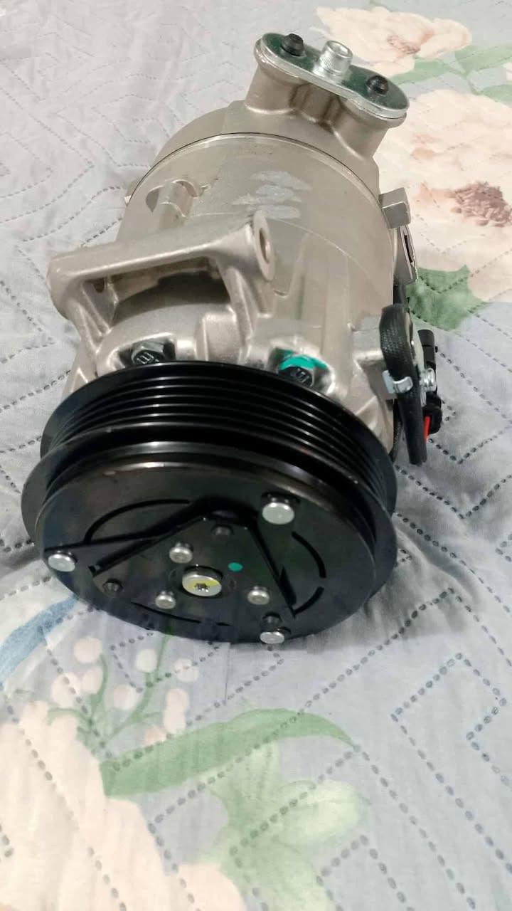 السلام عليكم 
كمبريسر تبريد سيارة ماليبو 
ما اعرف يا موديل بالضبط 
نظام البيع فحم مع التوصيل 100,000


**إذا كنت صاحب هذا الإعلان وتريد حذفه لأي سبب، رجاءا أرسل رسالة إلى الدعم الفني**