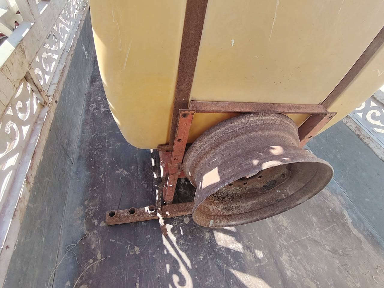 السلام عليكم محموله 300 لتر للبيع العنوان بغداد اليوسفيه ***********و ***********
