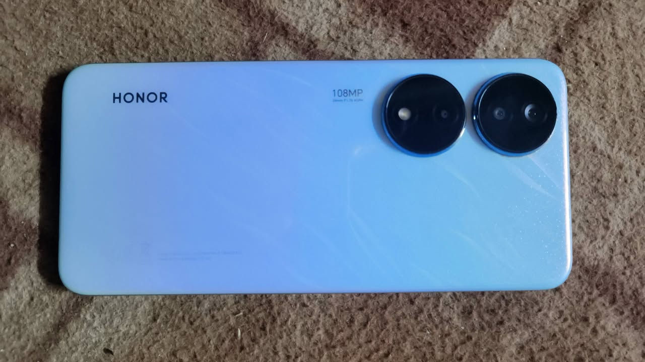 سلام عليكم هاذ جهاز البيع هونرb 7x  ذاكره 256مكان النهروان سعر الجهاز   150وبي مجال تواصل خاص او عل رقم***********
