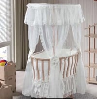 جرباية طفل مستخدمة شهر واحد نظافتها ١٠٠٪؜  متوفرة هي وملحقاتها كاملة م...