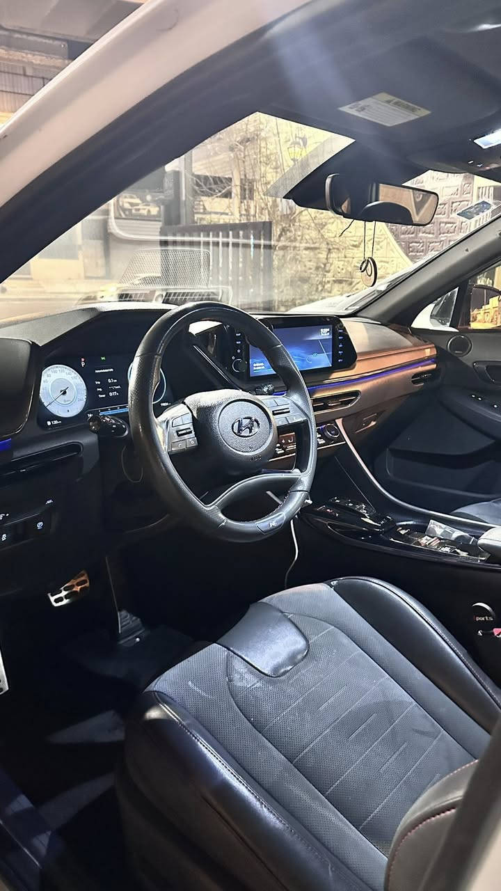 ‏Sonata  2022 N Line 

شاحن لاسلكي
قيادة ذاتيه مع تحديد المسار
فتحة سقف بانوراما
كشنات N رياضي 
سستم صوت  bose
دمامات خلفية
4وضعيات للقيادة
رادار جانبي
رادار خلفي و توقف ذاتي 
رادار امامي
ماشية 79 الف  كيلو 
اضاءة داخلية بالدشبول 
فتح ذكي ابواب + صندوق
كير 8 نمره دبل كلج 
شفتات ستيرن 
تدفئة ستيرن 
شاشه كبيره 
حجم المكينة 2.5 تيربو 
حادثها مرفق مع الصور 
السعر $180
***********
