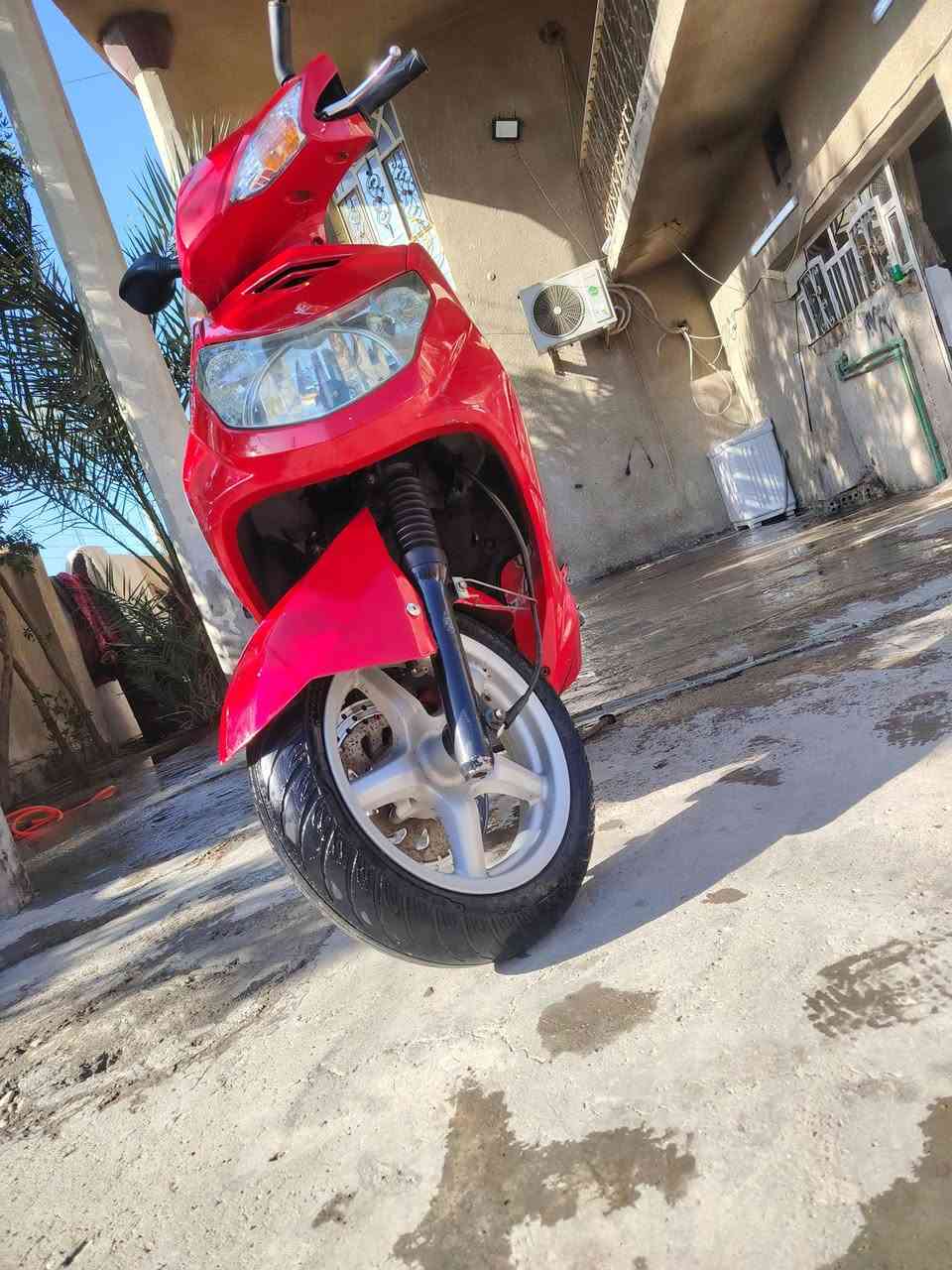 السلام عليكم للبيع أو مراوس بسكنس لد
فحل نوزل خطين قبق نفخ استاند حساس نكره سلف كهربائيات كوله شغاله شلعه ومعدل فول محرك بلادي خرسه الدراجه كهربائيات ادامها عامه لون احمر مميز السعر 950 الف وبيه مجال بسيط مكاني بل اعظميه نهايه شارع عمر ***********
