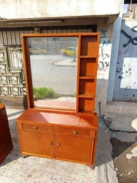 ميز تواليت شرط النظافه شغل ثقيل حيل سعرها ٣٥ الف 07721237051