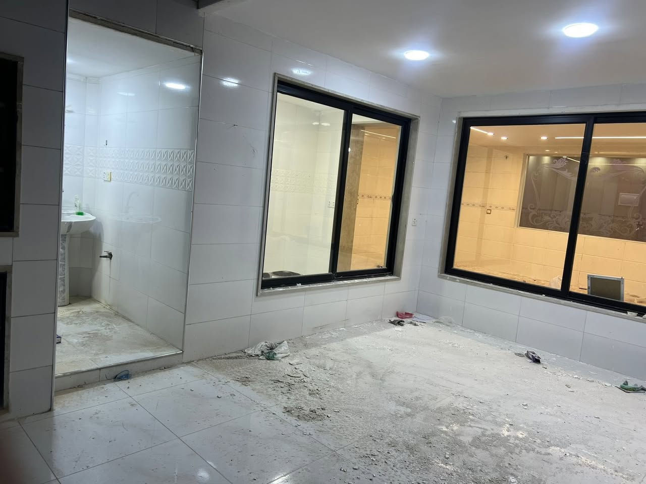 عرض جديد من #عقارات_عامر_في_اربيل
بسعر مناسب-في حي قربو
مساحته-١٢٥م مقابل حديقه
يتكون من :-٣ غرف نوم 
صالة
استقبال
مطبخ
مجموعة صحيات
كراج 
_____________
منطقة #قربو قرب سايدين لاوان متكاملة الخدمات في مدينة اربيل•
______________
للاستفسار الاتصال على ارقام الهاتف:
*********** WhatsApp
