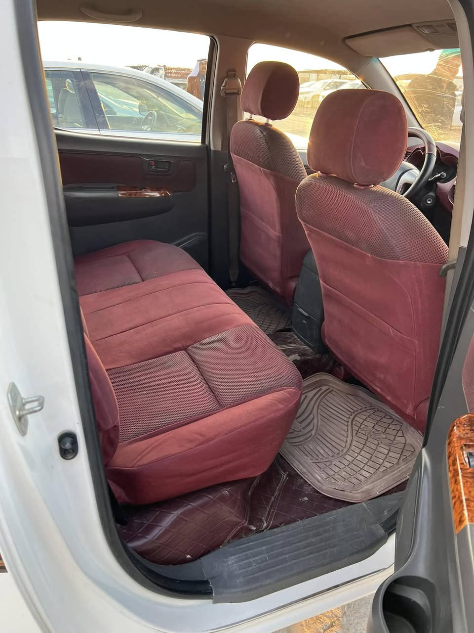 سلام عليكم 
بكم للبيع كويتي 
موديل 2014
تماتيك شاصي 19
كير ومحرك شرط مامفتوح 
بدون صبغ 
السعر 220 وبيها مجال للطيبين 
الرقم ***********
