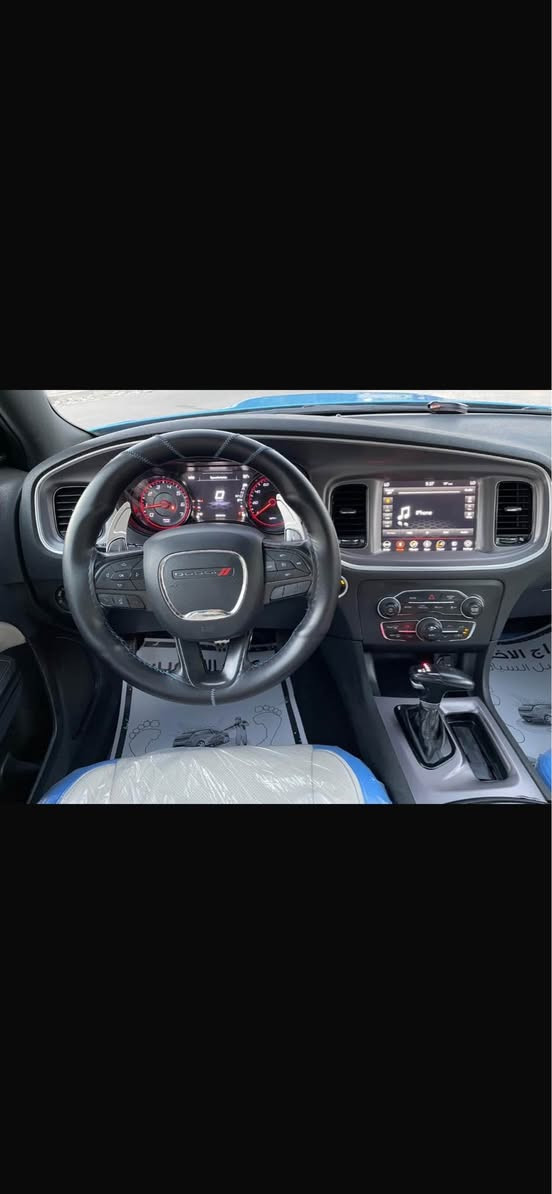 سياره جارجر Gt ٢٠١٩ ماشيه ٨٣ ميل رقم بغداد انكليزي هزه جديده ٢٠٢٥ 
لون مميز بحري 
حادث امريكا جاملغ يم السايق وشبر من البنديد بدون ايرباك
وبالعراق بيها  شخط بالبابين وسويتهن يم المندلاوي وكل الصور عندي بغداد, العراق


**إذا كنت صاحب هذا الإعلان وتريد حذفه لأي سبب، رجاءا أرسل رسالة إلى الدعم الفني**