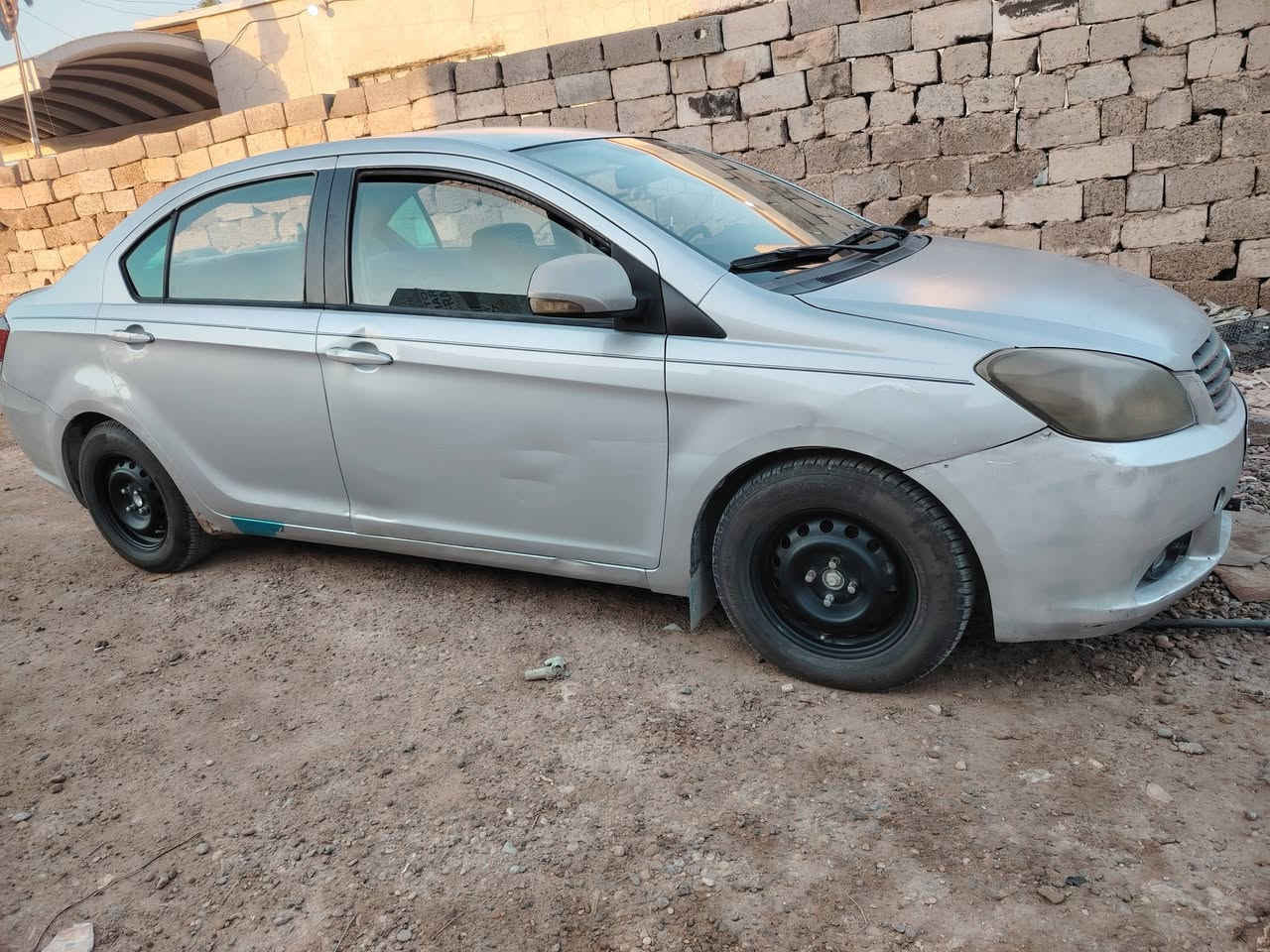 كريت على وضع الشركة موديل ١٢ بسمي  كير عادي كير مكينه تبريد  كوله شركه  سعر  ٥٠ بي مجال.  مكان بغداد ***********
