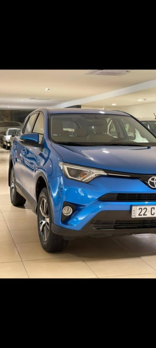 السلام عليكم راف فور جديدة بمعنى الكلمة استخدام شخصي ودائماً مدامة على ايدي
راف 4 
ازرق
موديل 2018
خليجي 
اربيل رقم جديد 
استلام شركه سردار (ساس) 
ماشيه 93 الف حاليا
جاملغ يسار صبغ (صيانه الشركه) وضربة اماميه وتبديل بنيد وجاملغات 
شاشه اندرويد وكامرا عمل بالعراق
فور ويل 
مكينة 2500 يعني بنزين عادي طبيعي ومحسن اي شي 
سيارة ما بيها اي نقص
السعر 165$ وبيها مجال اتصل وتدلل
ابو احمد
0790 460 3091
