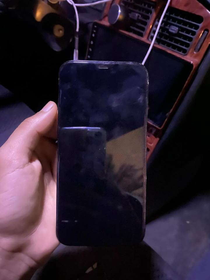 سلام عليكم آيفون ١٢برو ماكس الجهاز وتر بلادي مامفتوح ذاكره ٢٥٦ بطاريه ٧٨الجهاز زلغ مآبي السعر ٤٥٠ وبي مجال بسيط مكان بغداد ***********   واتساب فقط
