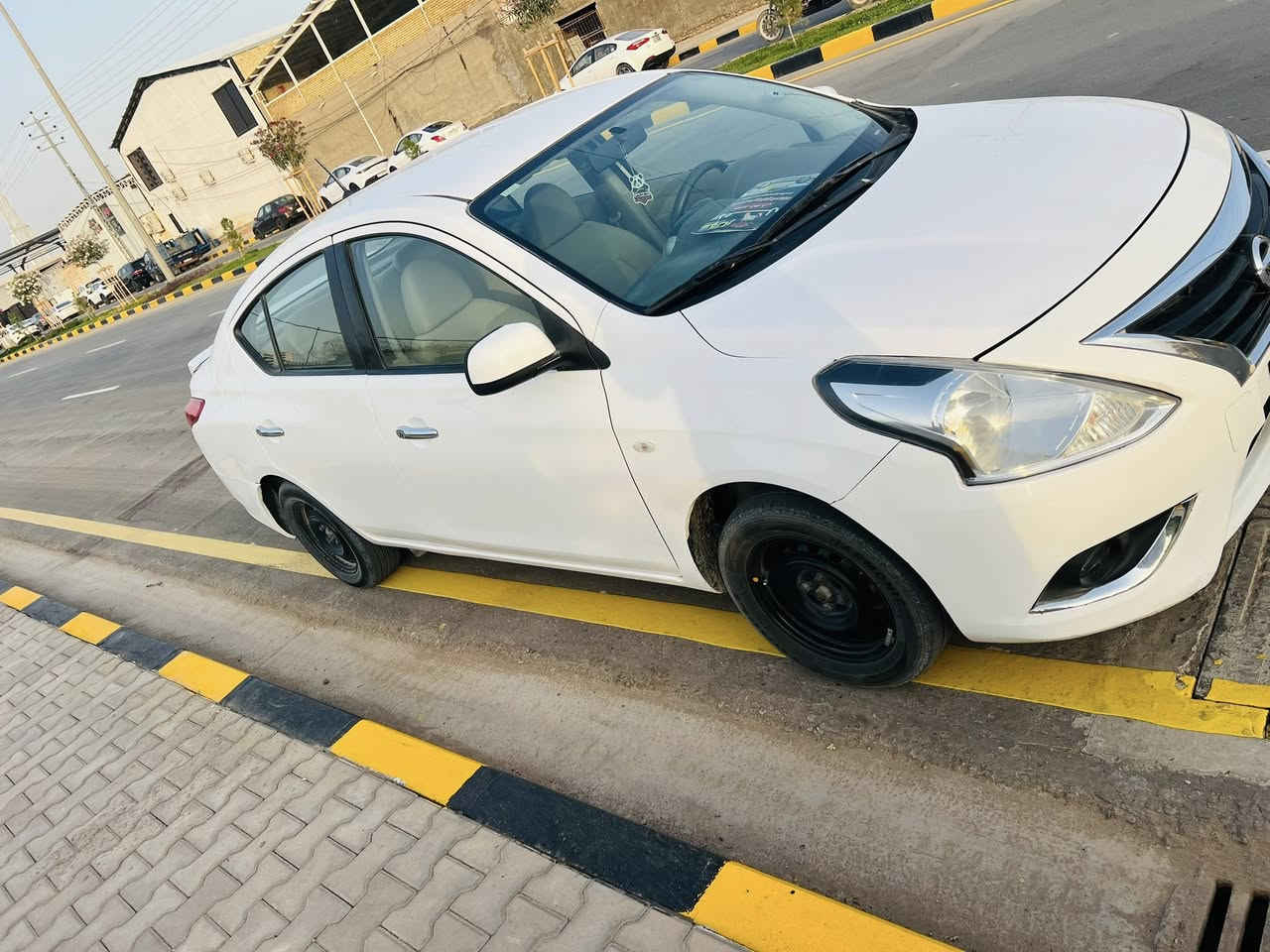 نيسان صني موديل ٢٠١٩ مكان نجف السونار مرفق مكان نجف السعر ٨٨ وبيه مجال قليل ***********
