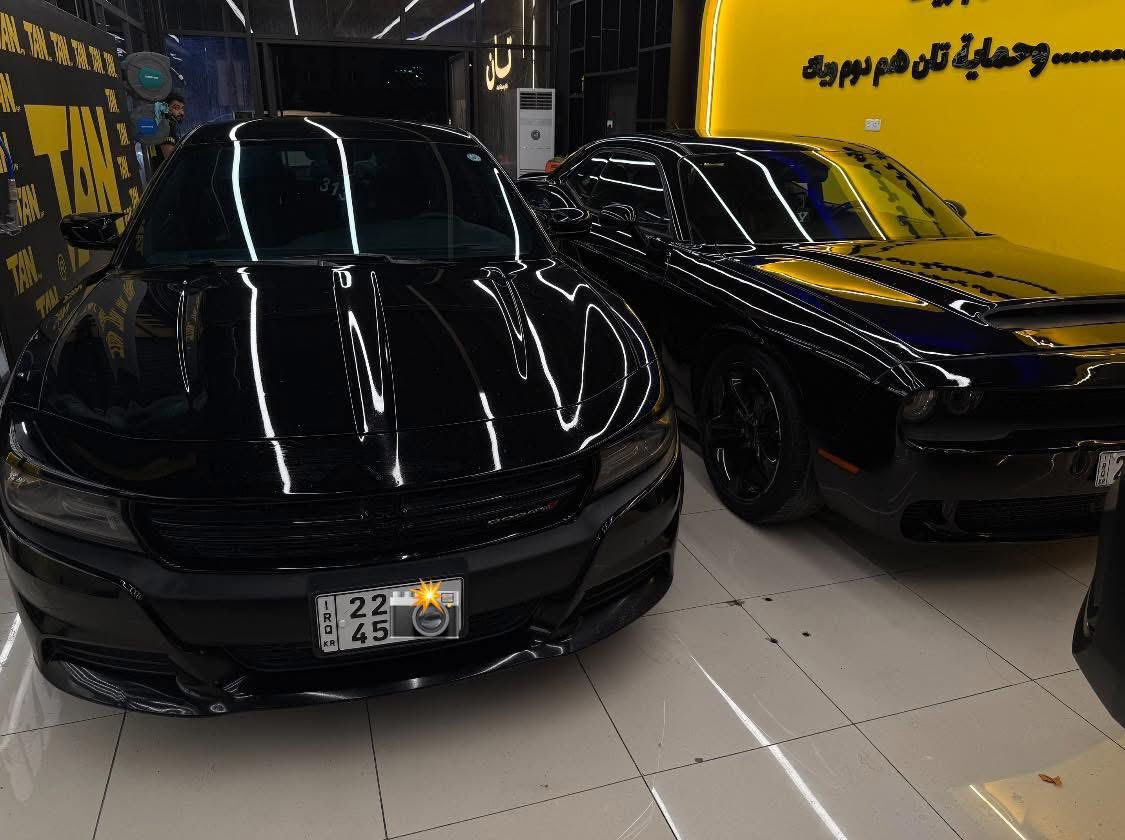 السلام عليكم الحلوه للبيع دوج جارچر بلاك توبsxt2016كلين كفاله عامه فقط بارد كلش زغير بباب الراكب قريب على اليده السياره رقم اربيل بأسمي كلش جديده ماشيه120الف. السياره معروفه مشتغلها نانو سيراميك يم مركز تان وكلش محافض عليها مكان السياره بغداد جديده السياره للتواصل  هذا رقم صاحب السياره اني مكلف بالنشر***********
