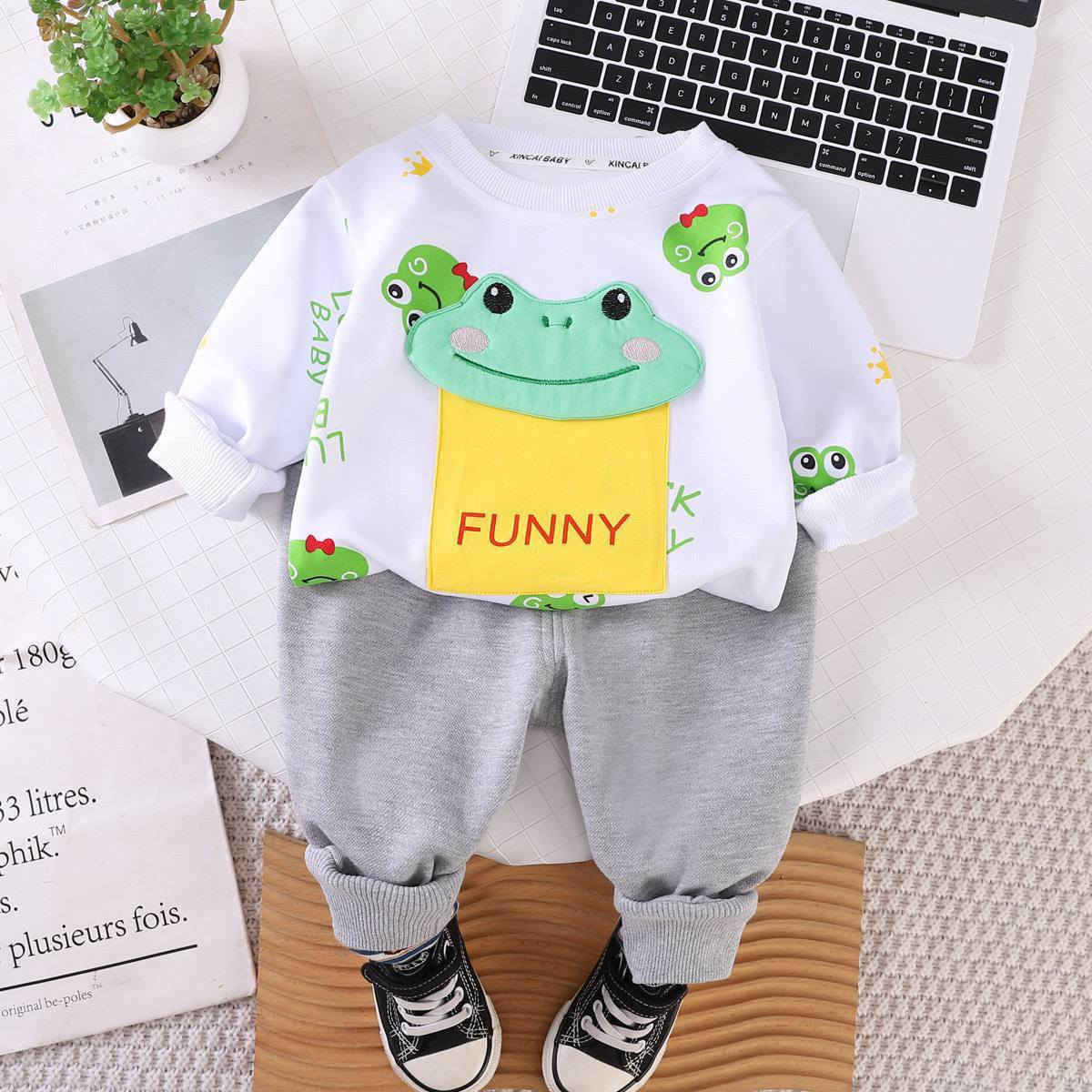 ‎خوشکان و برایانی خوشه ویست کومه لی جل و به رگی منالان 👨 کوران 👨و 👧کچان👧 بو ته مه نی ۳ سال بو وه رزی زستان 🌧و به هار🌺 به نرخی زور گونجاو جله کان کوالیتاین زور به رزه له شاری که لارم   خوم گولچینم کردون کی ویستی لە ریگای وتساب نامە بنیری، وینە ی جلە کە بنیری تانرخە کە ی بزانیت 
‎*********** وتساب كالار, السليمانية
